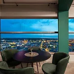 Sea Towers Panoramic Penthouse *