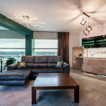 Sea Towers Panoramic Penthouse