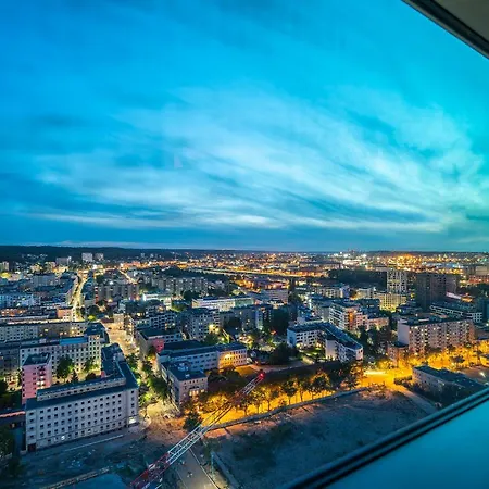 Sea Towers Panoramic Penthouse Appartement *