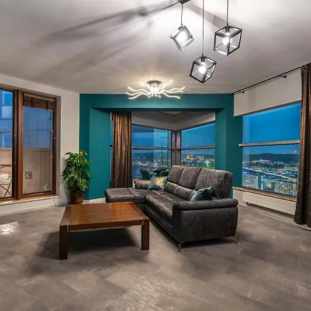 Sea Towers Panoramic Penthouse