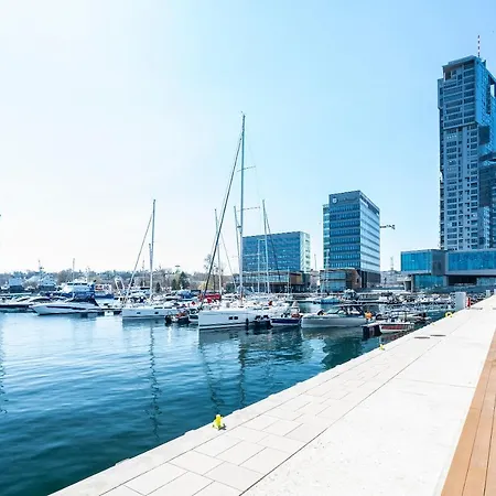 Sea Towers Panoramic Penthouse Appartement