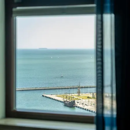 Sea Towers Panoramic Penthouse Apartmán *